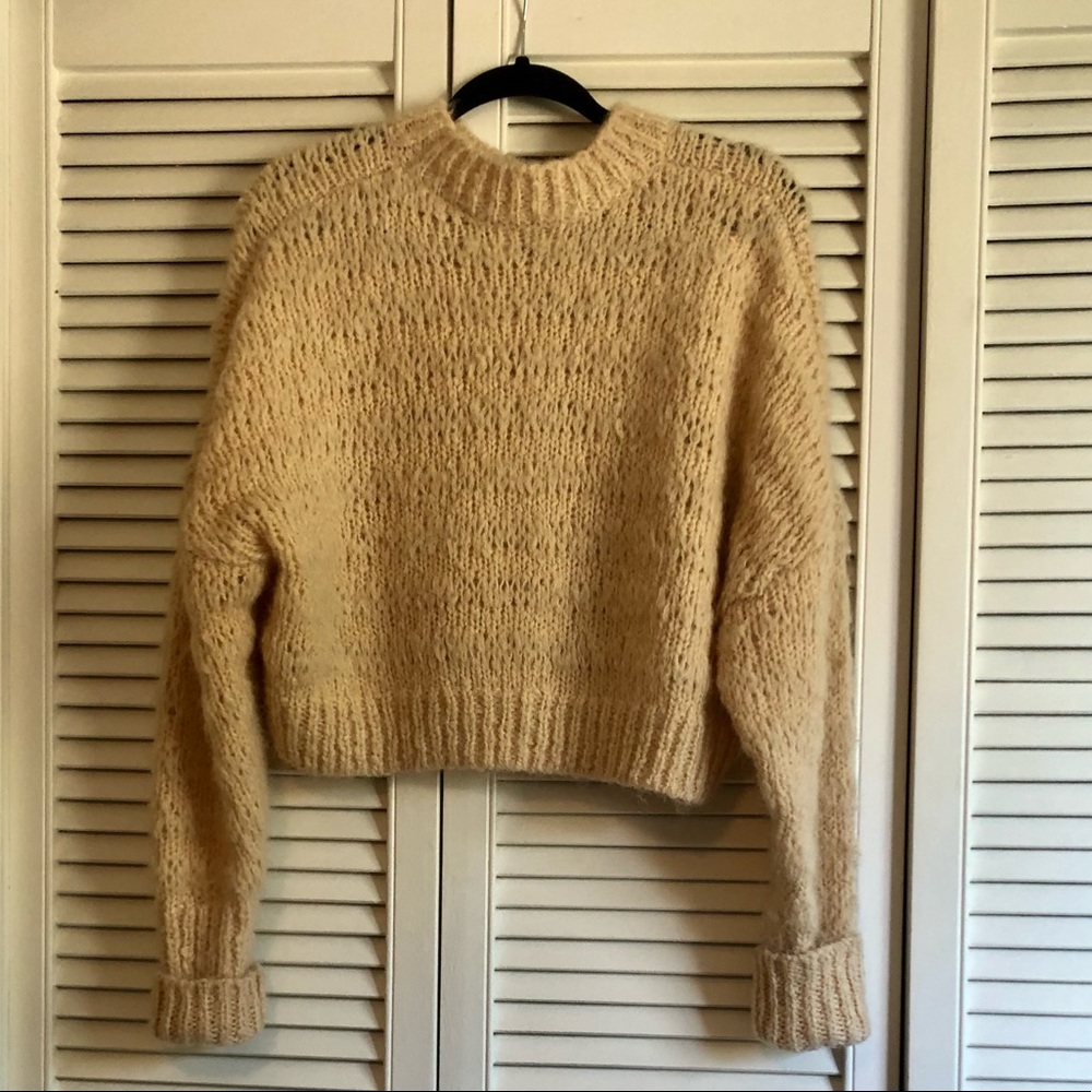 Wilfred Alpaca Crop sweater size medium